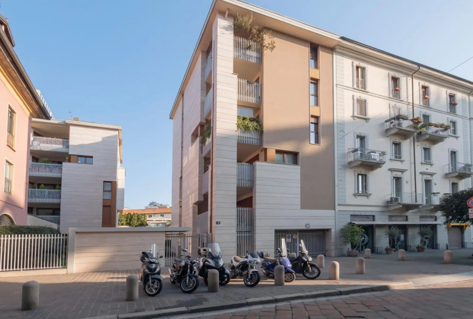 Luxury Apartment - Muratori 9 Milan 0*,  Italy